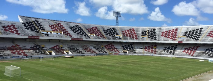 Estádio José do Rego Maciel is one of Tempat yang Disukai Alexandre.