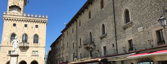 Palazzo del Governo is one of Tempat yang Disukai Carl.