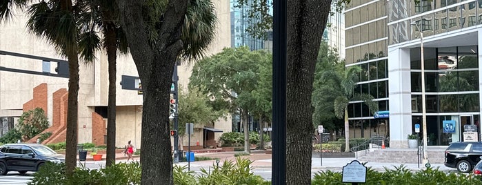 Lykes Gaslight Square Park is one of City of Tampa Parks.