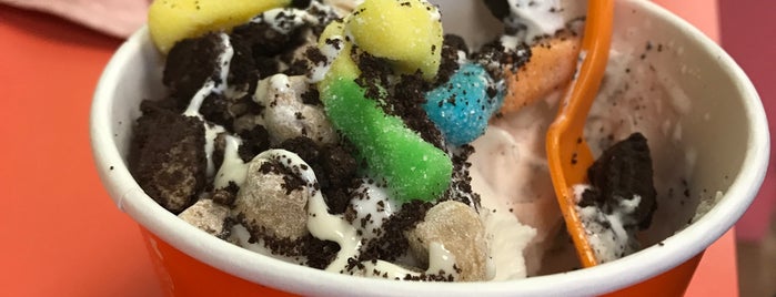 Orange Leaf is one of Go-to-spots in Blo-No.