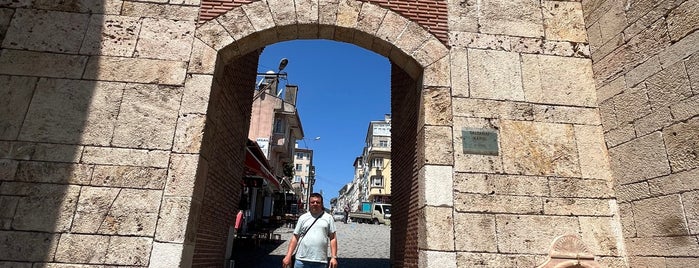 Saltanat Kapısı is one of Places💞.