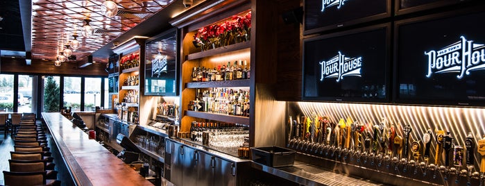 Old Town Pour House - Oak Brook is one of Chicago Avero Partners.