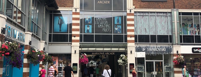 Marlowe Arcade is one of Lugares favoritos de Aniya.