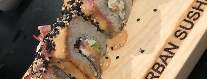 Rollito Urban Sushi is one of por ir.