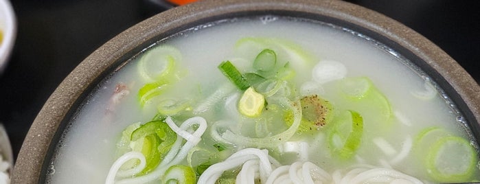 동우설렁탕 is one of Eat in Seoul.