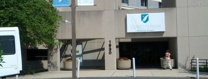 Constitution Health Plaza is one of สถานที่ที่ Chris ถูกใจ.