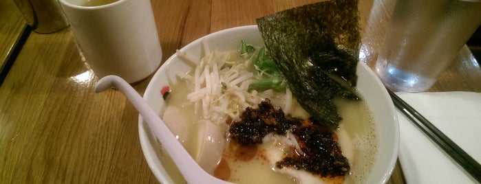 Totto Ramen is one of Lugares guardados de Kazumi.