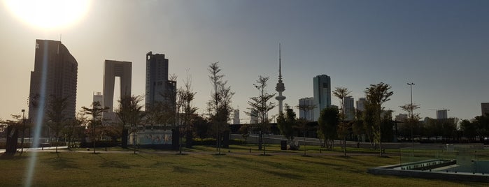 Al Shaheed Park is one of สถานที่ที่ M ถูกใจ.