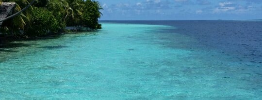 Maldives is one of Tempat yang Disukai M.