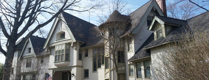 The Inn at Stonecliffe is one of M 님이 좋아한 장소.