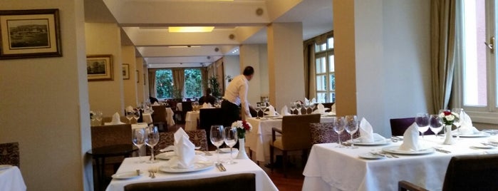 Asitane Restaurant is one of M'ın Beğendiği Mekanlar.