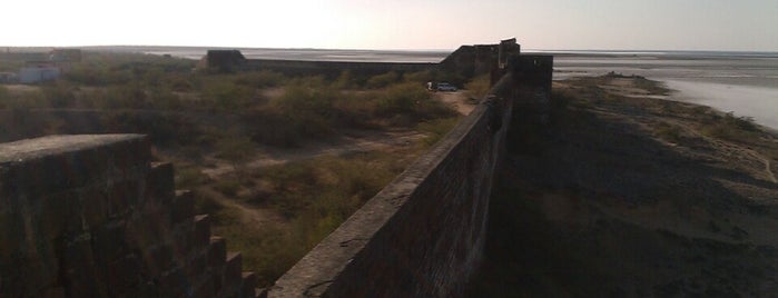 Lakhpat Fort is one of Places to Enjoy with your Partner in Love.