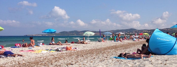 Spiaggia Sud La Caletta is one of Locais curtidos por Franz.