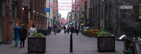 Rose Street is one of Edinburgh.