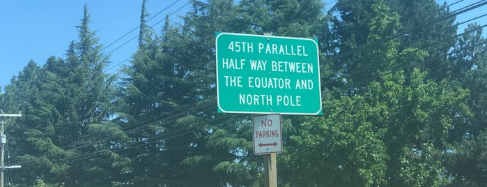 45th Parallel is one of Places To Try.
