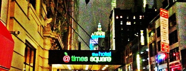 The Hotel @ Times Square is one of สถานที่ที่ Jason ถูกใจ.