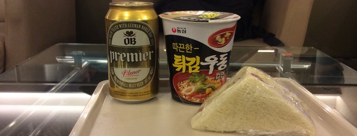 Korean Air Lounge is one of 韓国.