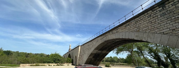 Pont d'Avignon | Pont Saint-Bénézet is one of France.