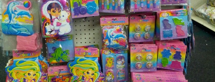 Dollar Tree is one of Sheila : понравившиеся места.