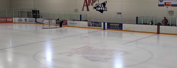 Fogerty Arena is one of Rinks!.