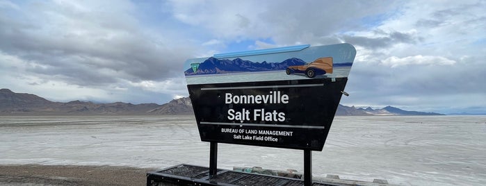 Bonneville Salt Flats International Speedway is one of Racetracks.