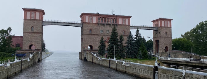 Рыбинский шлюз is one of Tempat yang Disukai Водяной.