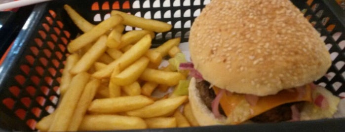 Degusta Burger is one of Hamburguerias.