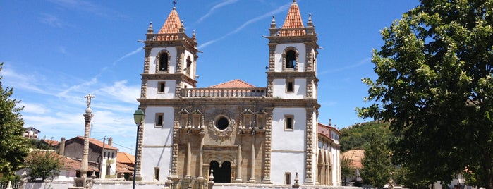 Basílica de Santo Cristo de Outeiro is one of Fora do Grande Porto.