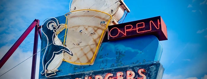 East Wind Drive-in is one of Sweets&Treats.