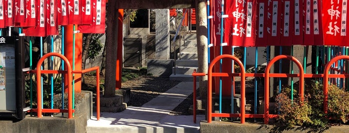 谷中稲荷神社 is one of 自転車でお詣り.