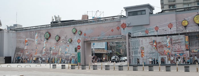 Dadaocheng Wharf is one of Taipei 2015v2.