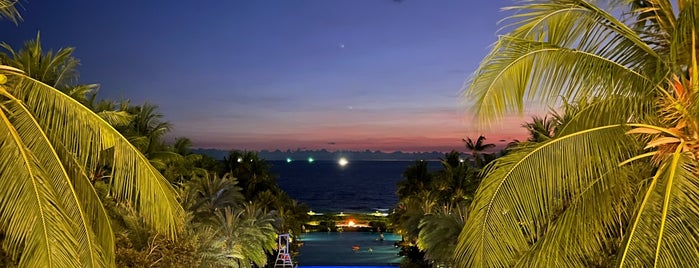 Intercontinental Phu Quoc Long Beach Resort is one of 푸꾸옥 여행.