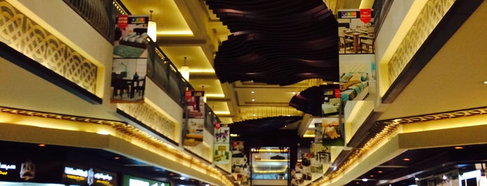 Al Hamra Mall is one of Ras Al-Khaimah.