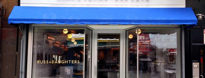 Russ & Daughters Café is one of NYC Breakfasts.