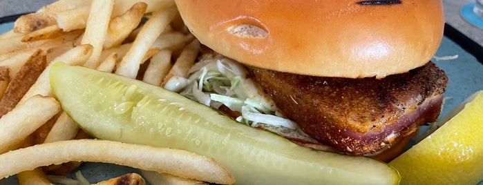 Brennecke's Beach Broiler is one of Kauai TODOs.