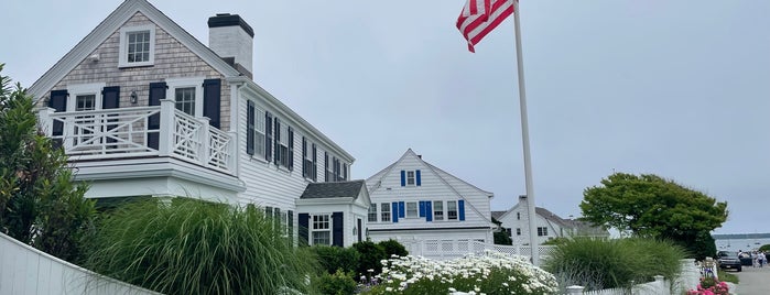 Kennedy Compound is one of Family date spots.