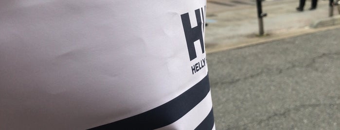 HELLY HANSEN 原宿店 is one of Tammy 님이 좋아한 장소.