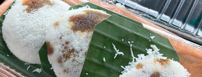 Tengkera Putu Piring is one of Must Eat in Malacca.