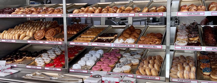 Shipley Do-Nuts is one of Gotta Try Donuts!.