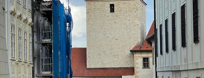 The Black Tower is one of Prága.