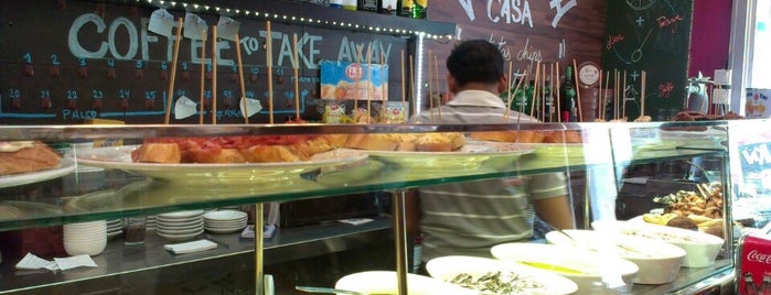 Urgell Cafè is one of Bar.