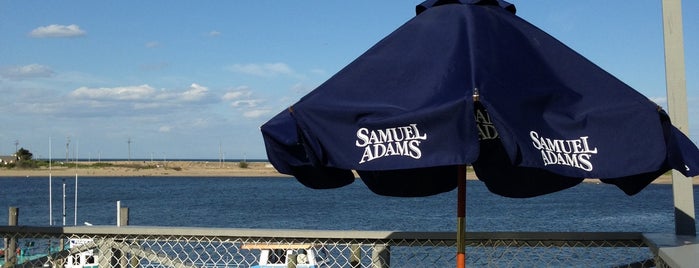 Moby's Lobster Deck is one of Clam Shacks.