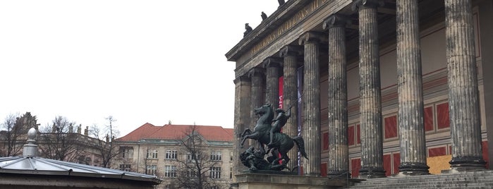 Altes Museum is one of berlin.
