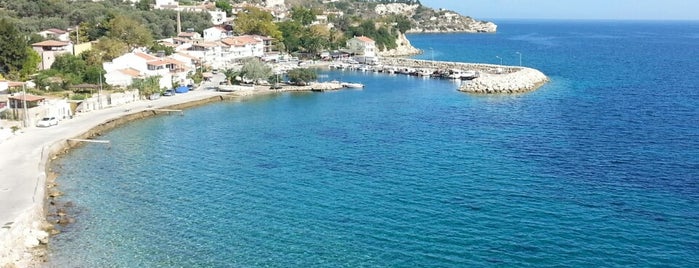 Dombarcık Plajı is one of Lieux sauvegardés par Çağla.