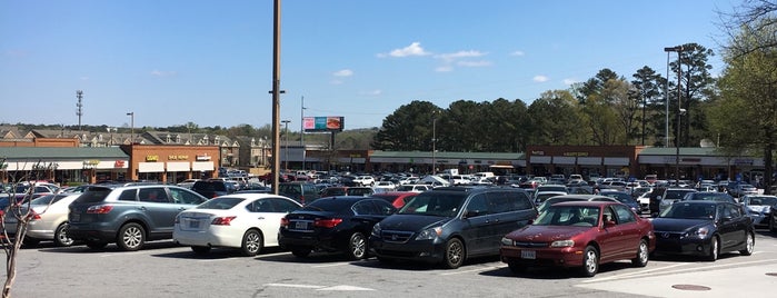 Abernathy Square Shopping Center is one of Chester'in Beğendiği Mekanlar.