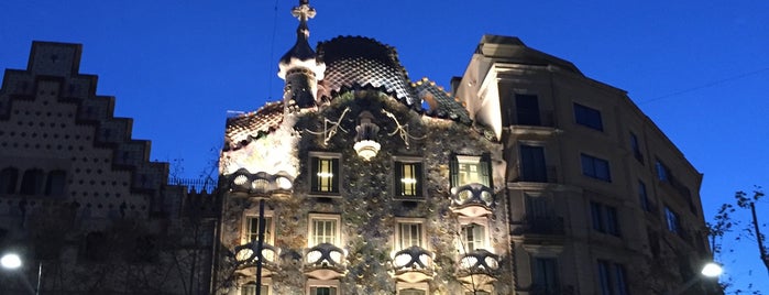 Casa Batlló is one of Lieux qui ont plu à Chuk.
