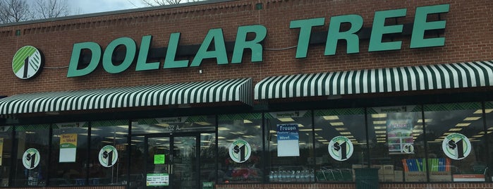 Dollar Tree is one of Georgeさんの保存済みスポット.