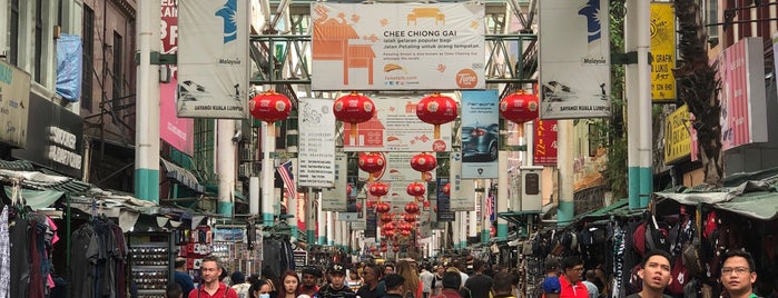 东大门,PETALING STREET is one of Lieux qui ont plu à Andre.