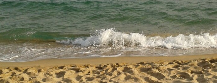 Praia de Bogatell is one of BAR\CE\LO\NA.