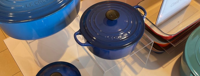 Le Creuset Clearance Store is one of Hilton Head Island.